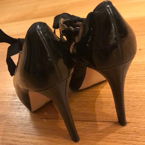 Joan and David black patent leather platform heels - Picture 6 of 8